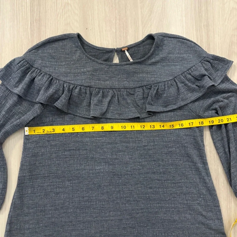 Free People Top Women Gray Ruffle Yoke 3/4 Sleeve Knit Charcoal Slub Textured M
